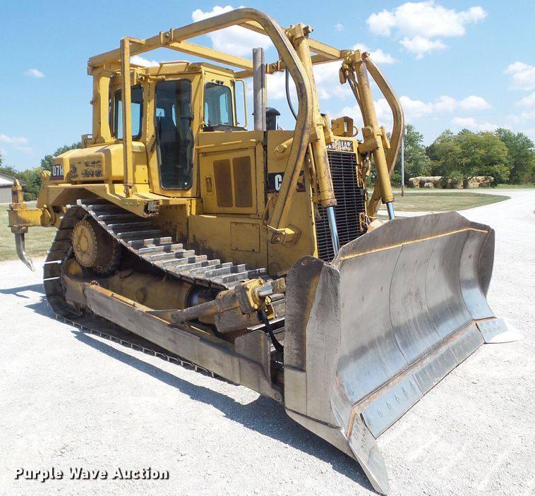 image for item DF0875 1987 Caterpillar D7H  dozer