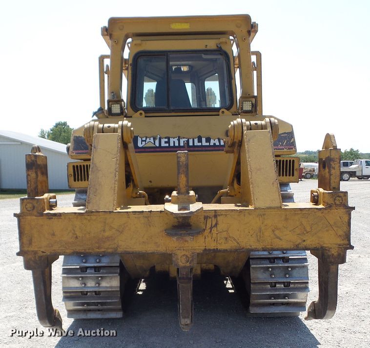 image for item DF0875 1987 Caterpillar D7H  dozer