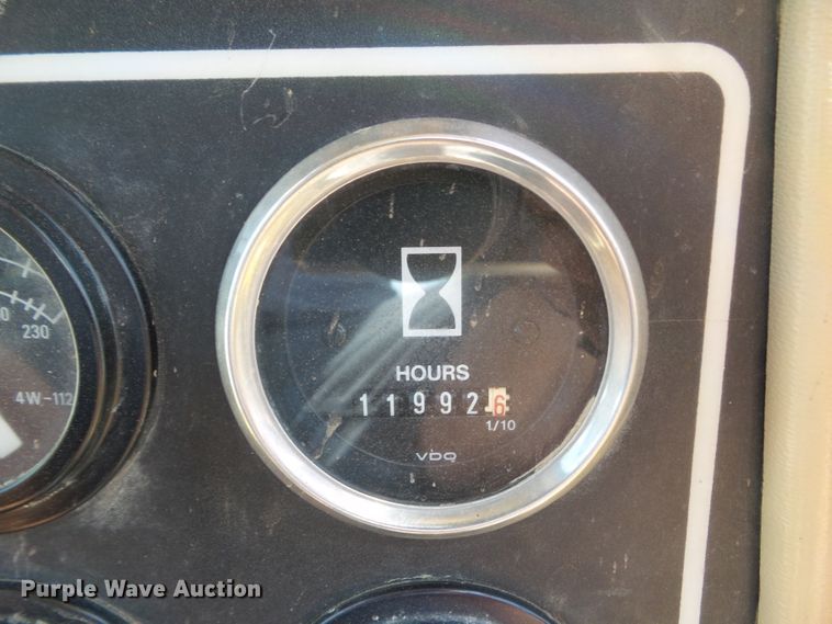 image for item DF0875 1987 Caterpillar D7H  dozer