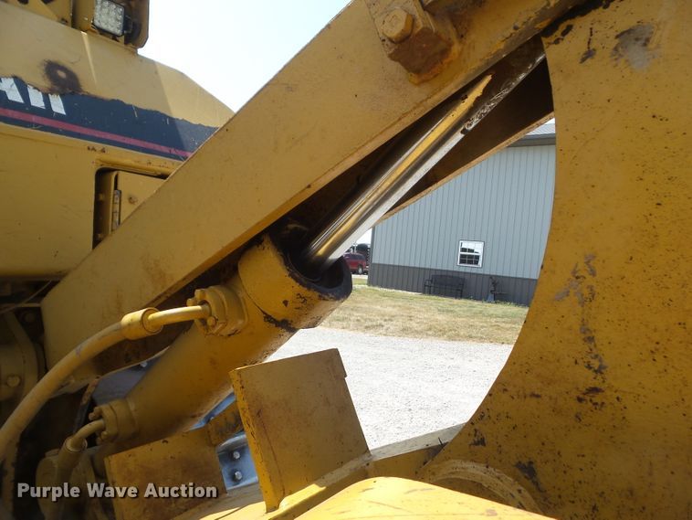 image for item DF0875 1987 Caterpillar D7H  dozer