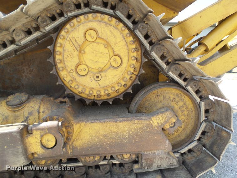image for item DF0875 1987 Caterpillar D7H  dozer