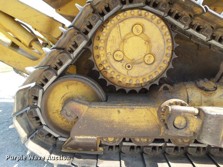 image for item DF0875 1987 Caterpillar D7H  dozer