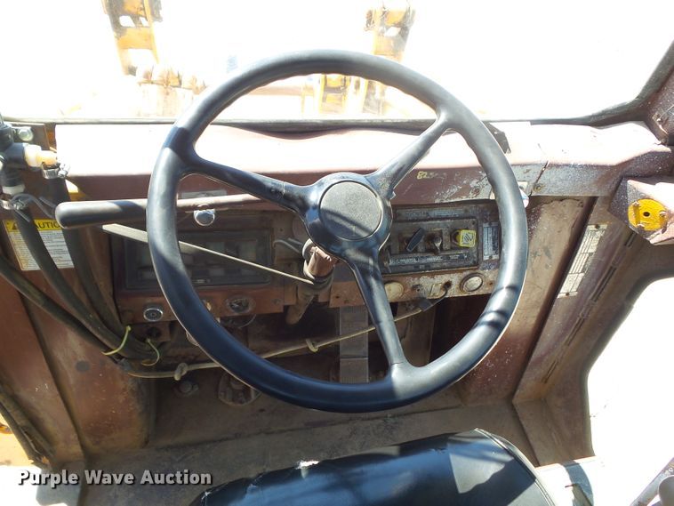 image for item DF0880 1987 Case W20C  wheel loader