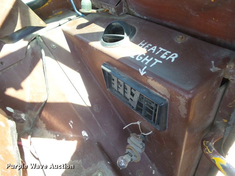 image for item DF0880 1987 Case W20C  wheel loader