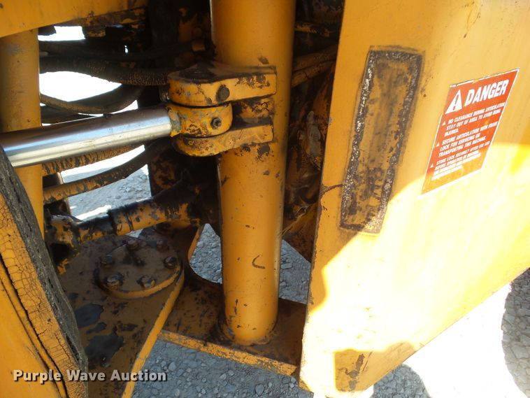 image for item DF0880 1987 Case W20C  wheel loader
