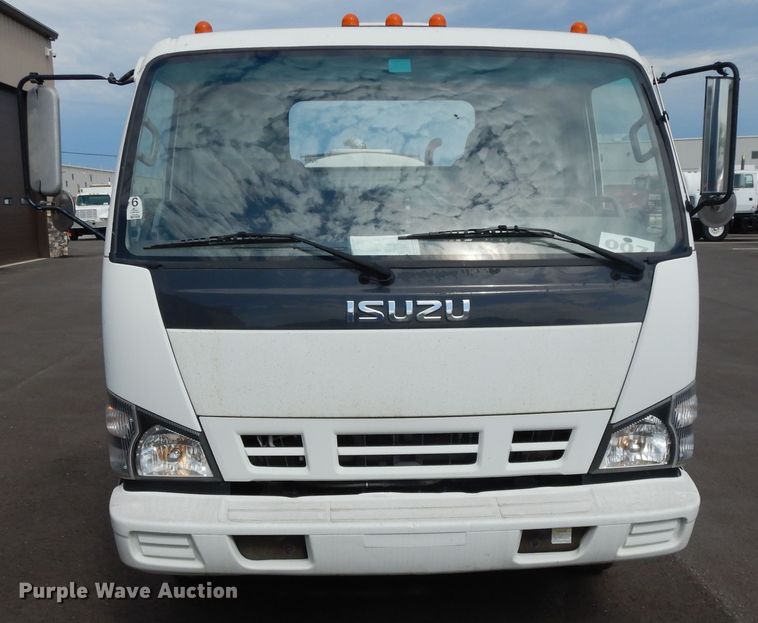 image for item DF5302 2006 Isuzu  sewer jetter truck