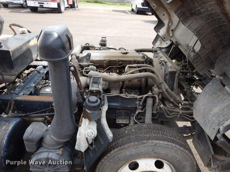 image for item DF5302 2006 Isuzu  sewer jetter truck