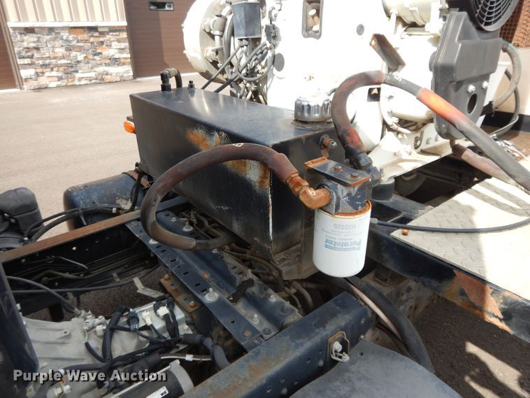 image for item DF5302 2006 Isuzu  sewer jetter truck