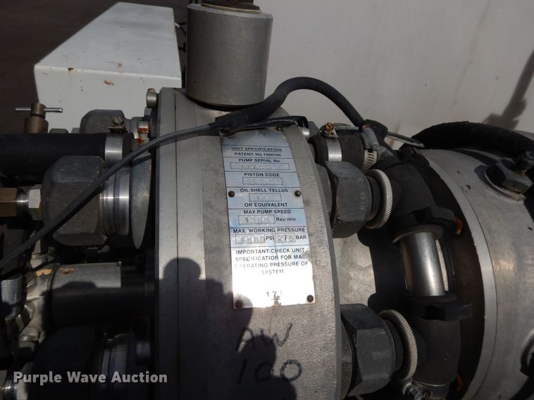 image for item DF5302 2006 Isuzu  sewer jetter truck