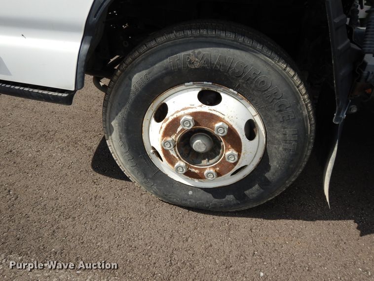 image for item DF5302 2006 Isuzu  sewer jetter truck