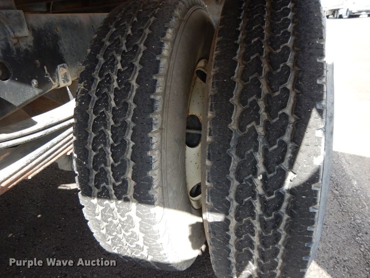 image for item DF5302 2006 Isuzu  sewer jetter truck