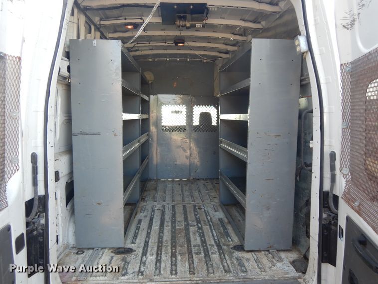 image for item DF5306 2014 Nissan NV2500  van