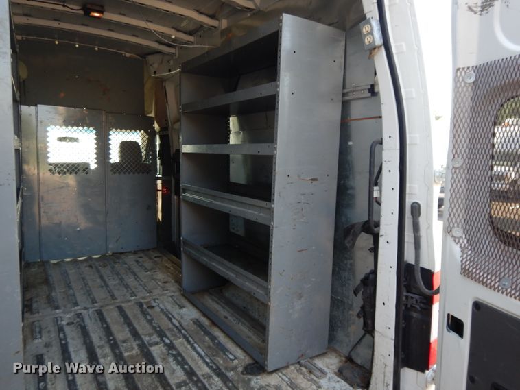 image for item DF5306 2014 Nissan NV2500  van