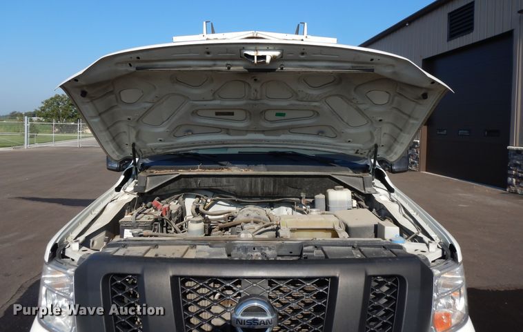 image for item DF5306 2014 Nissan NV2500  van