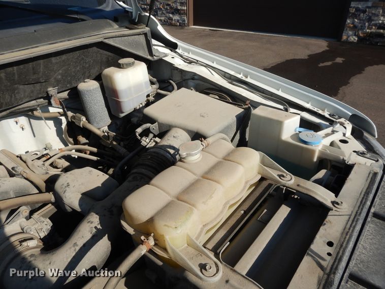 image for item DF5306 2014 Nissan NV2500  van