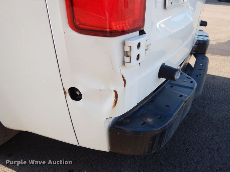 image for item DF5306 2014 Nissan NV2500  van