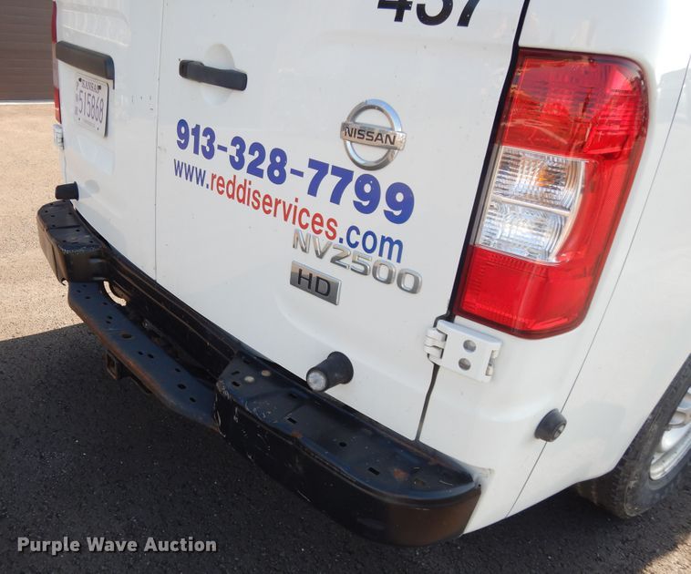 image for item DF5306 2014 Nissan NV2500  van