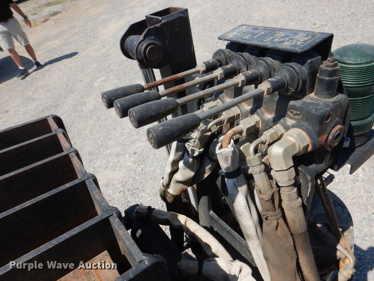 image for item DG1463 2005 Ditch Witch JT2020 Mach 1  directional boring unit