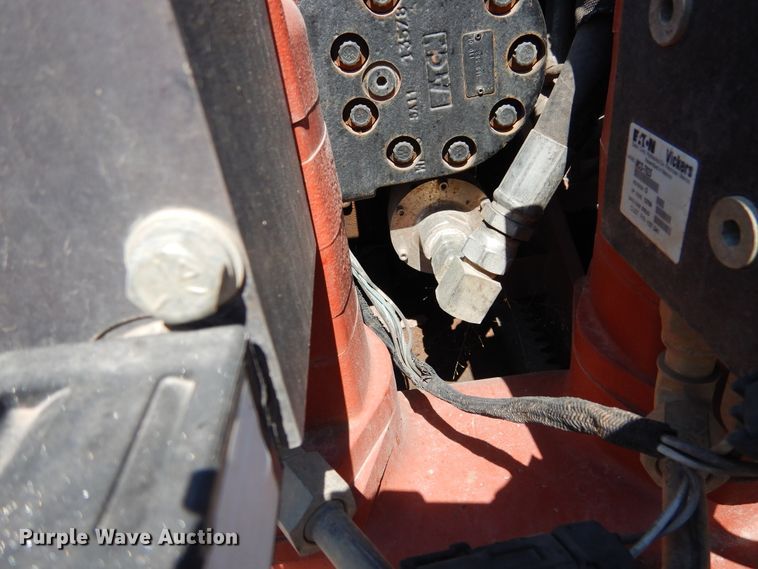 image for item DG1463 2005 Ditch Witch JT2020 Mach 1  directional boring unit