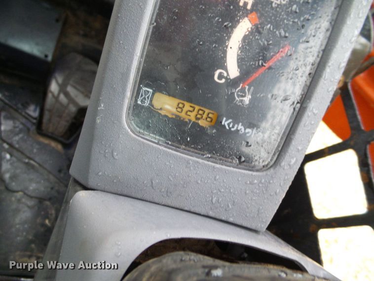 image for item DG2091 Kubota SVL90-2  tracked skid steer loader