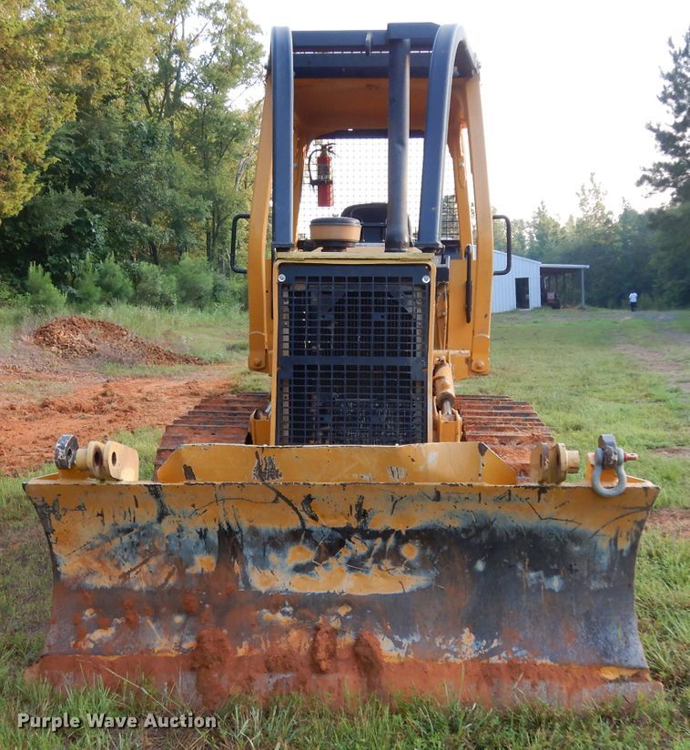 image for item DG6915 1997 John Deere 450G LT  dozer