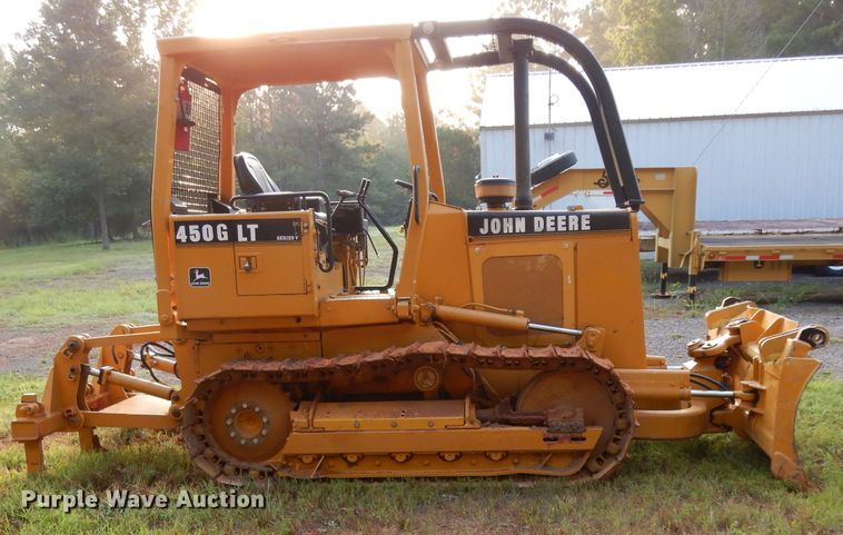 image for item DG6915 1997 John Deere 450G LT  dozer