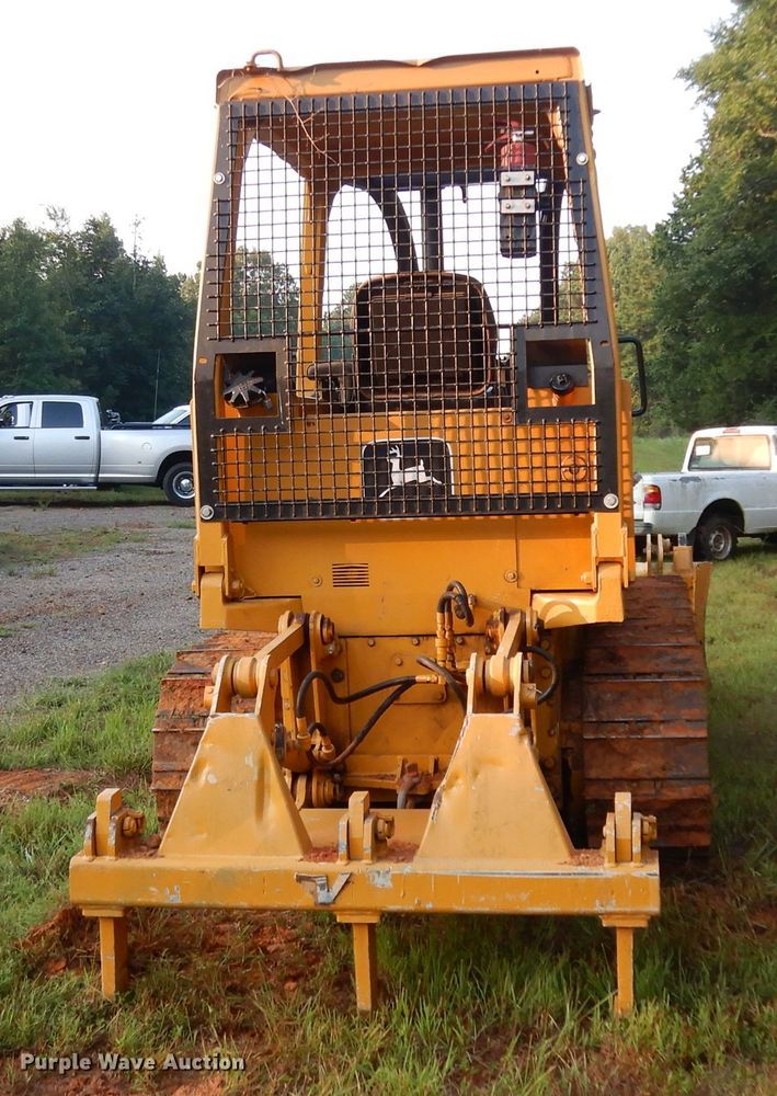 image for item DG6915 1997 John Deere 450G LT  dozer