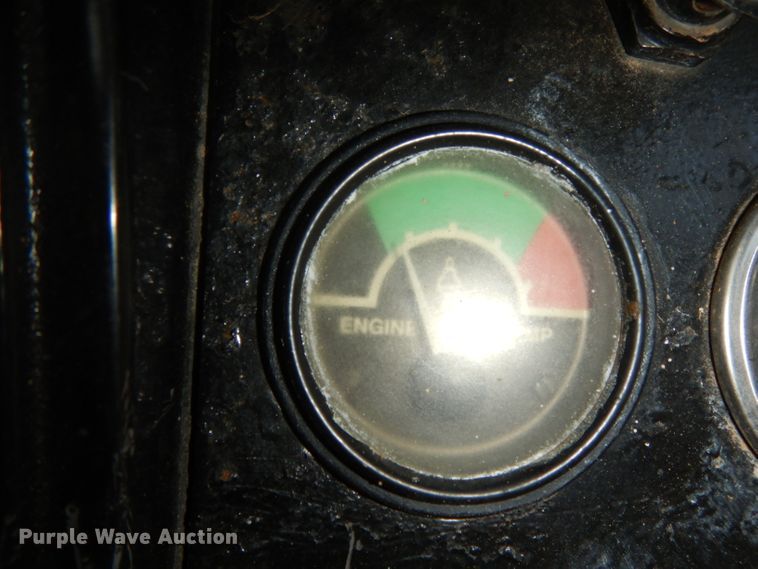 image for item DG6915 1997 John Deere 450G LT  dozer