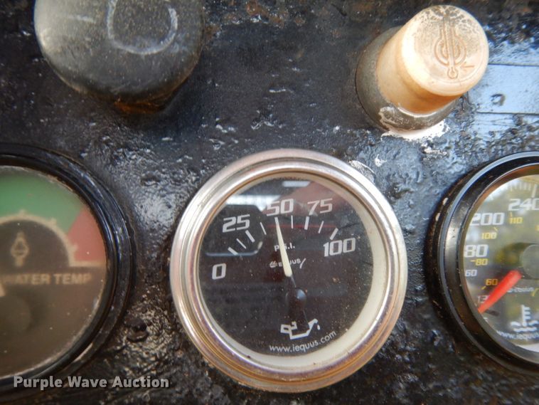 image for item DG6915 1997 John Deere 450G LT  dozer