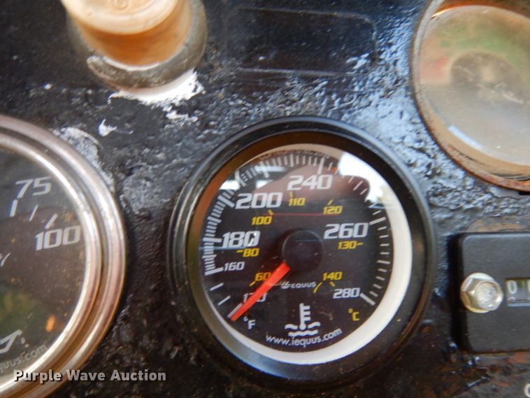 image for item DG6915 1997 John Deere 450G LT  dozer