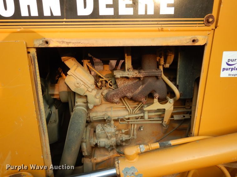 image for item DG6915 1997 John Deere 450G LT  dozer