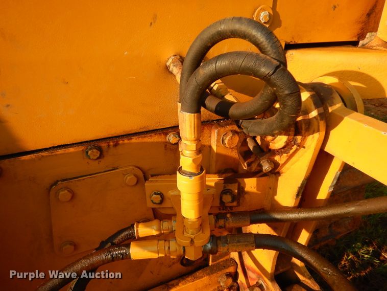 image for item DG6915 1997 John Deere 450G LT  dozer