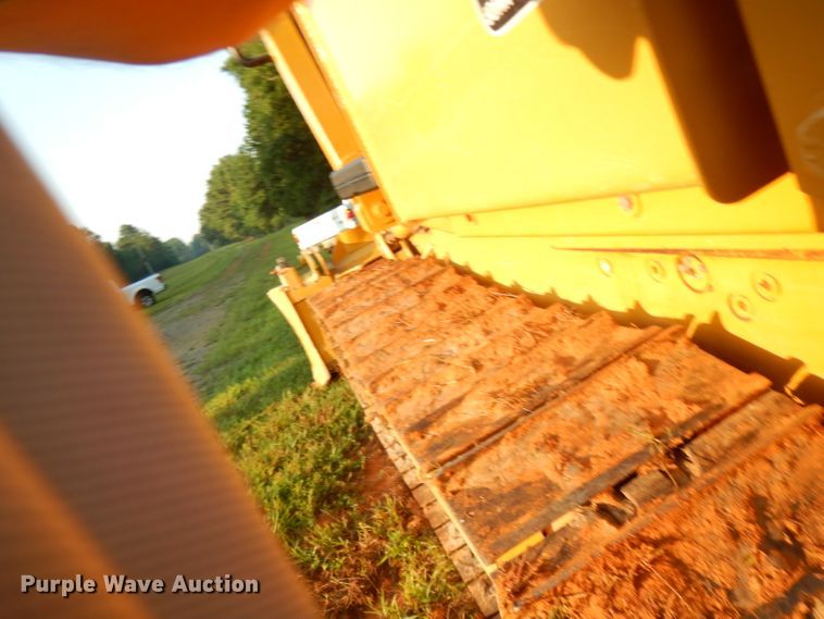 image for item DG6915 1997 John Deere 450G LT  dozer