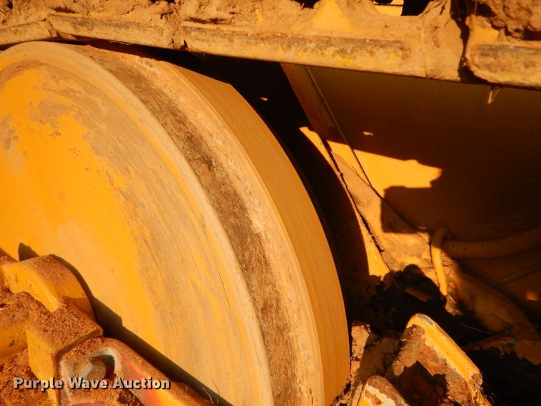 image for item DG6915 1997 John Deere 450G LT  dozer