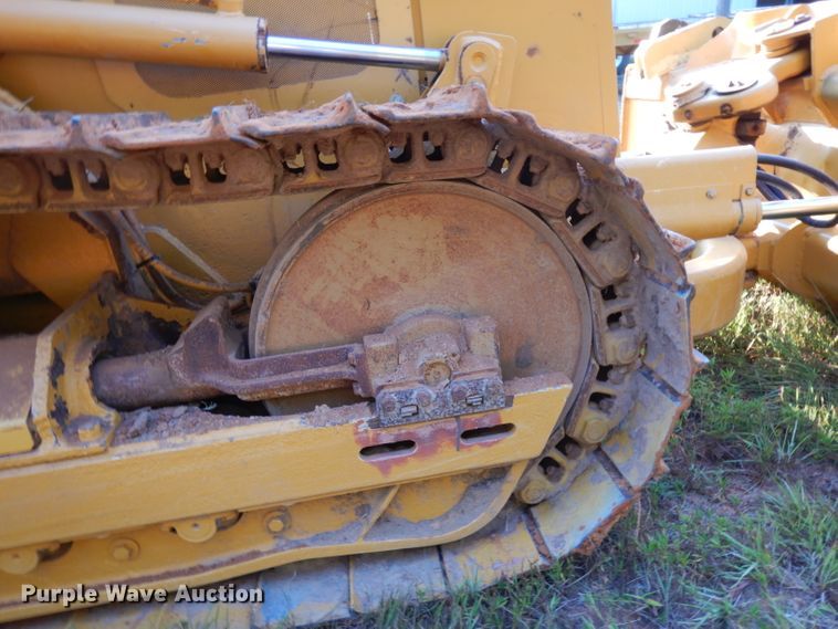 image for item DG6915 1997 John Deere 450G LT  dozer
