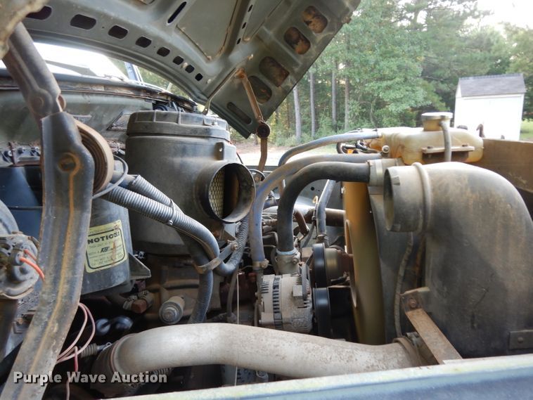 image for item DG6921 1993 Ford F700  dump truck