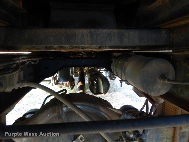 image for item DG6921 1993 Ford F700  dump truck