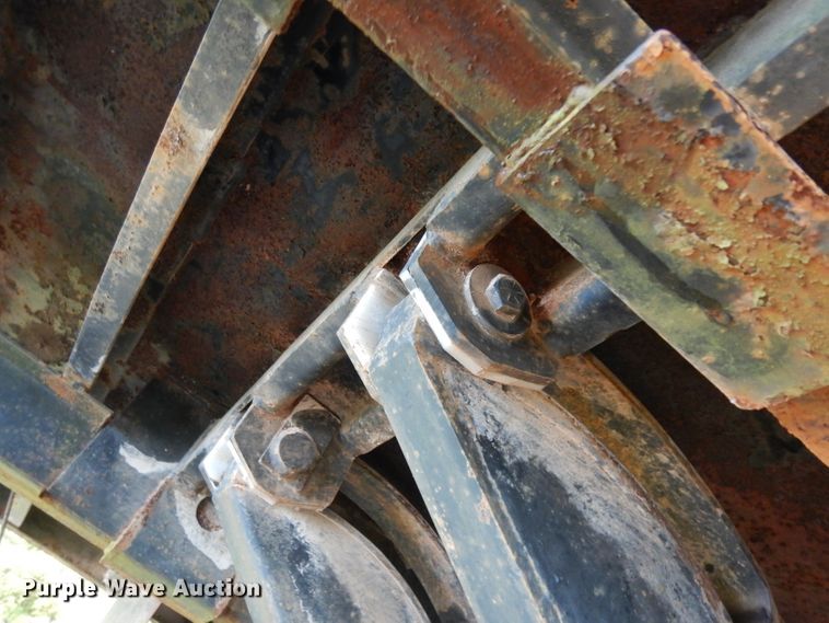 image for item DG6921 1993 Ford F700  dump truck