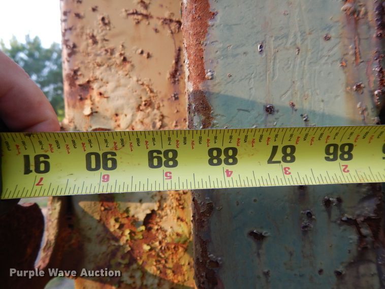 image for item DG6921 1993 Ford F700  dump truck