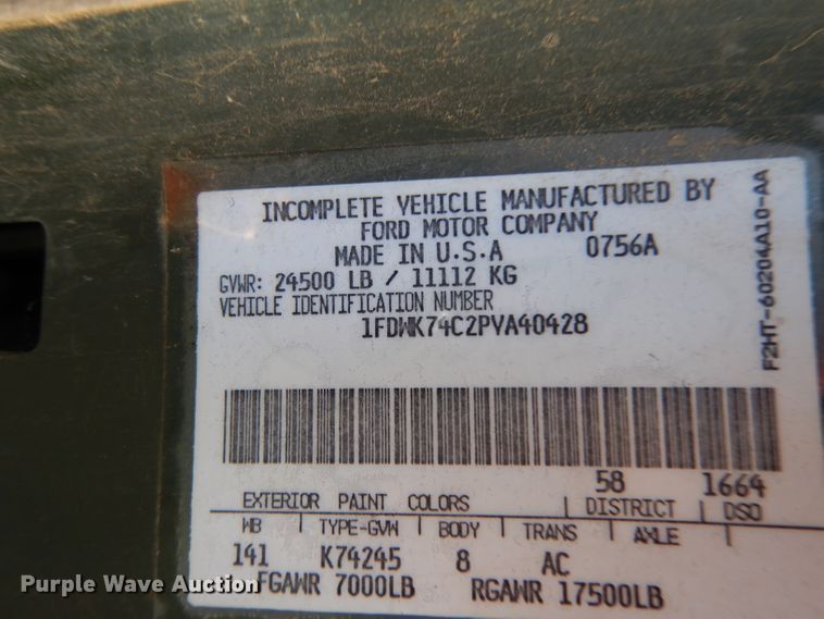 image for item DG6921 1993 Ford F700  dump truck