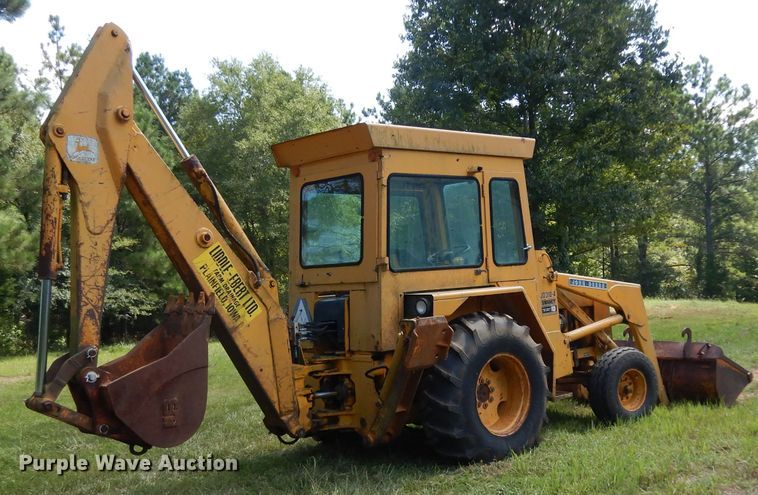 image for item DG6932 1979 John Deere 310A  backhoe