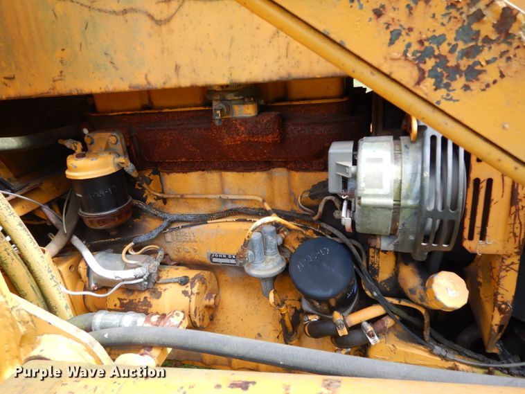 image for item DG6932 1979 John Deere 310A  backhoe