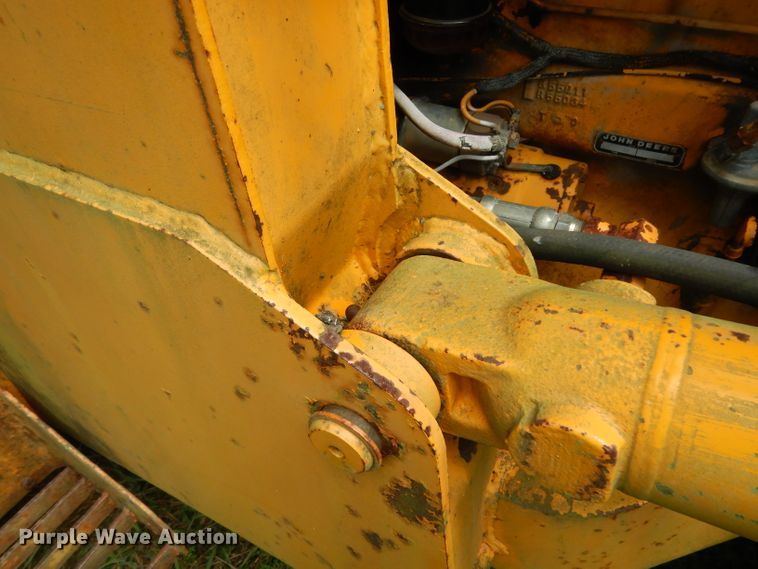 image for item DG6932 1979 John Deere 310A  backhoe