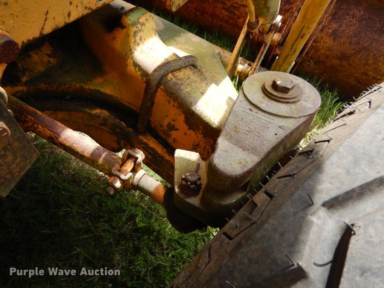 image for item DG6932 1979 John Deere 310A  backhoe