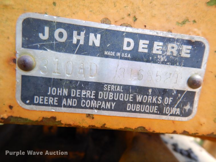 image for item DG6932 1979 John Deere 310A  backhoe