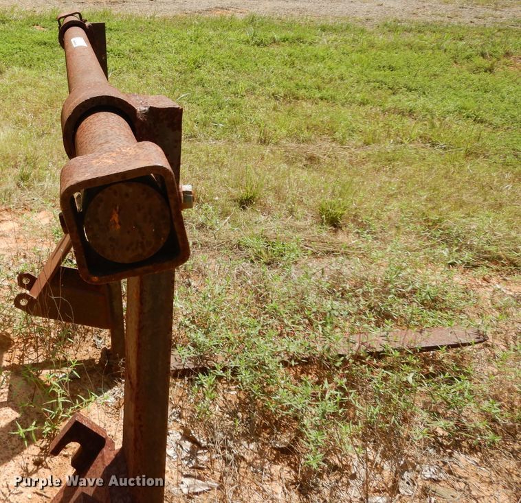 image for item DG6932 1979 John Deere 310A  backhoe