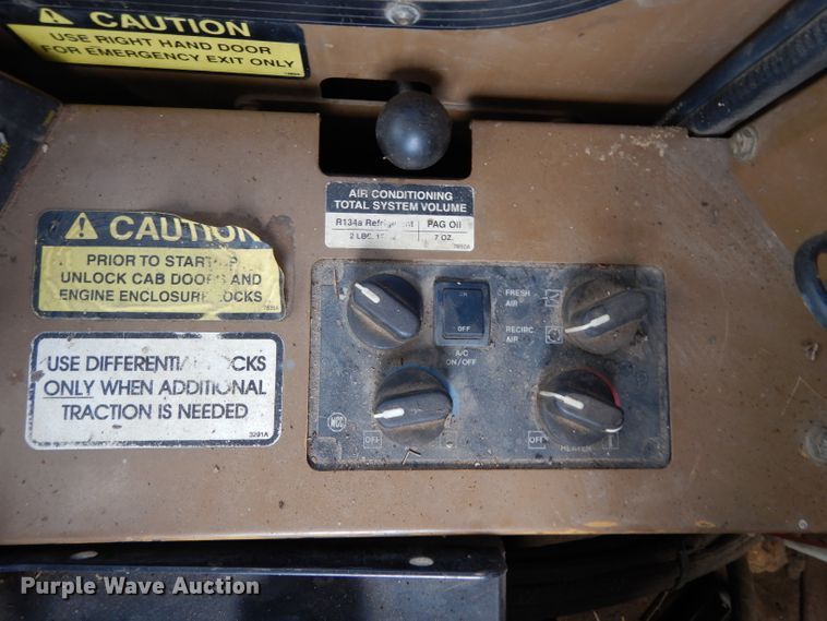 image for item DG6996 2005 Tigercat 724D feller buncher