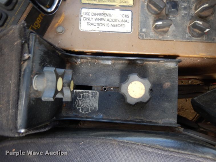 image for item DG6996 2005 Tigercat 724D feller buncher