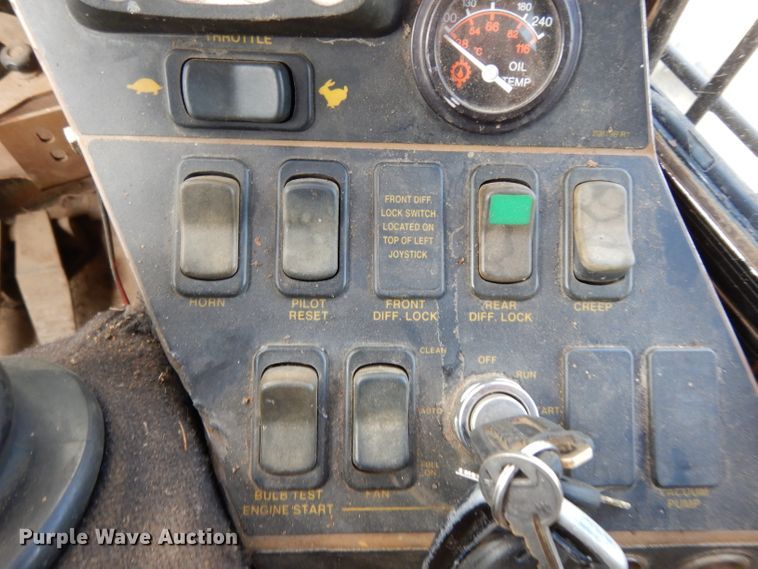 image for item DG6996 2005 Tigercat 724D feller buncher