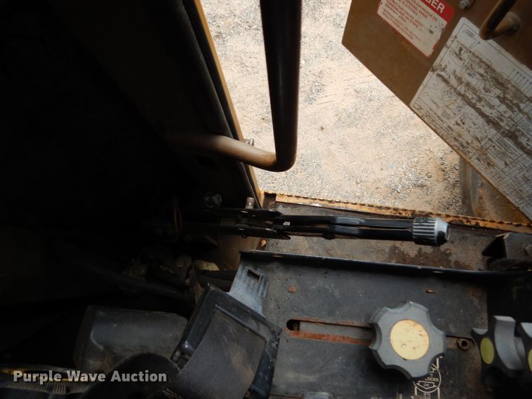 image for item DG6996 2005 Tigercat 724D feller buncher